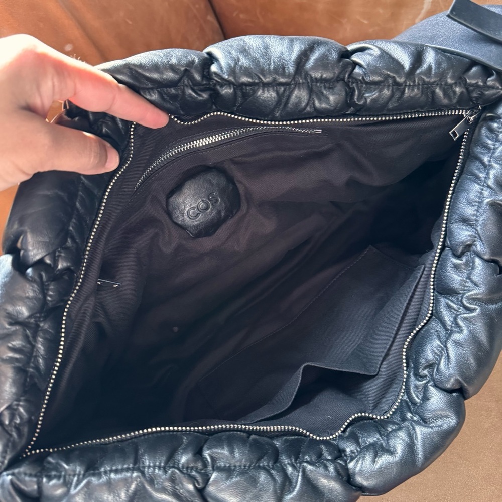 COS Black Quilted Puffer Shoulder Clutch - Picture 6 of 13